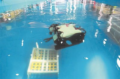 世界大学生水下机器人大赛在青岛启幕